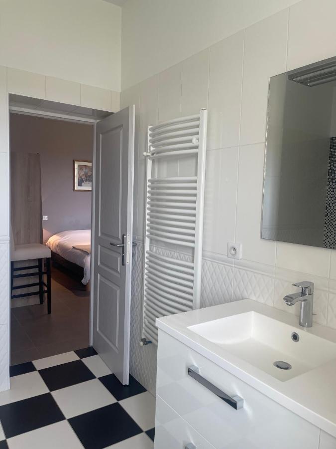 Domaine Des Peyries - Chambres Et Table D'Hotes Saint-Barthelemy-d'Agenais Zewnętrze zdjęcie