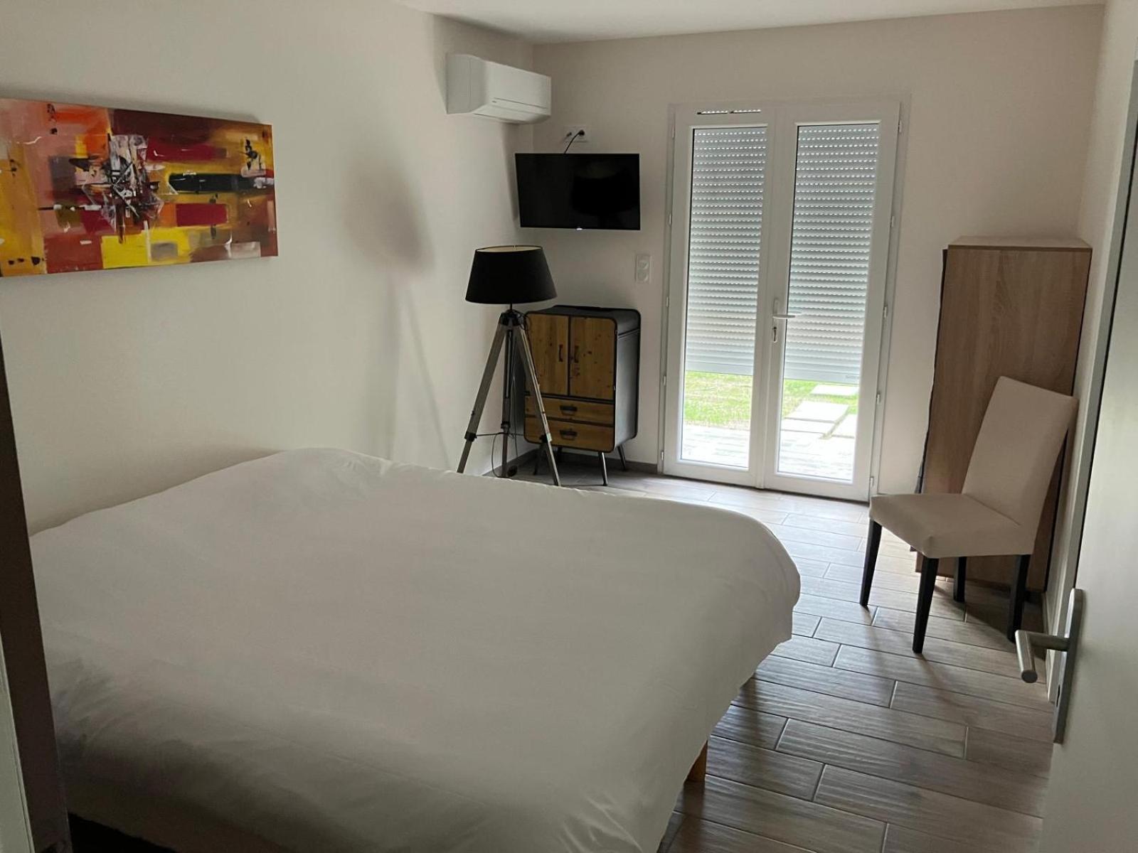Domaine Des Peyries - Chambres Et Table D'Hotes Saint-Barthelemy-d'Agenais Zewnętrze zdjęcie